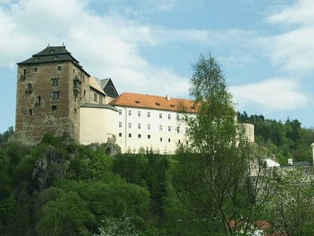Hrady
